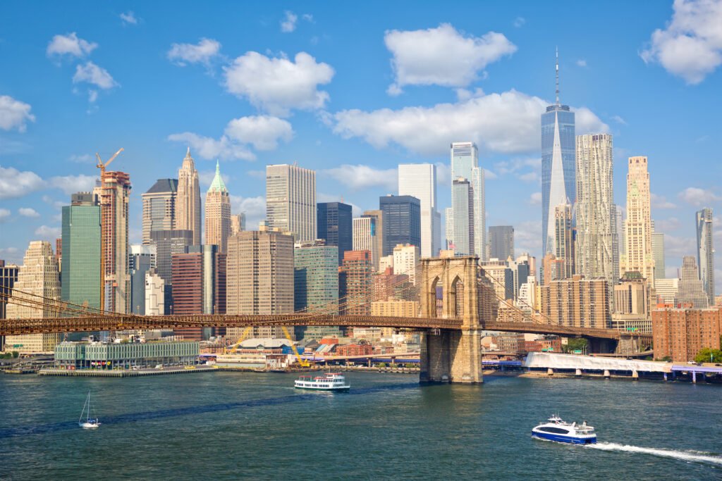 famous new york skyline with brooklyn bridge 2023 11 27 05 07 24 utc