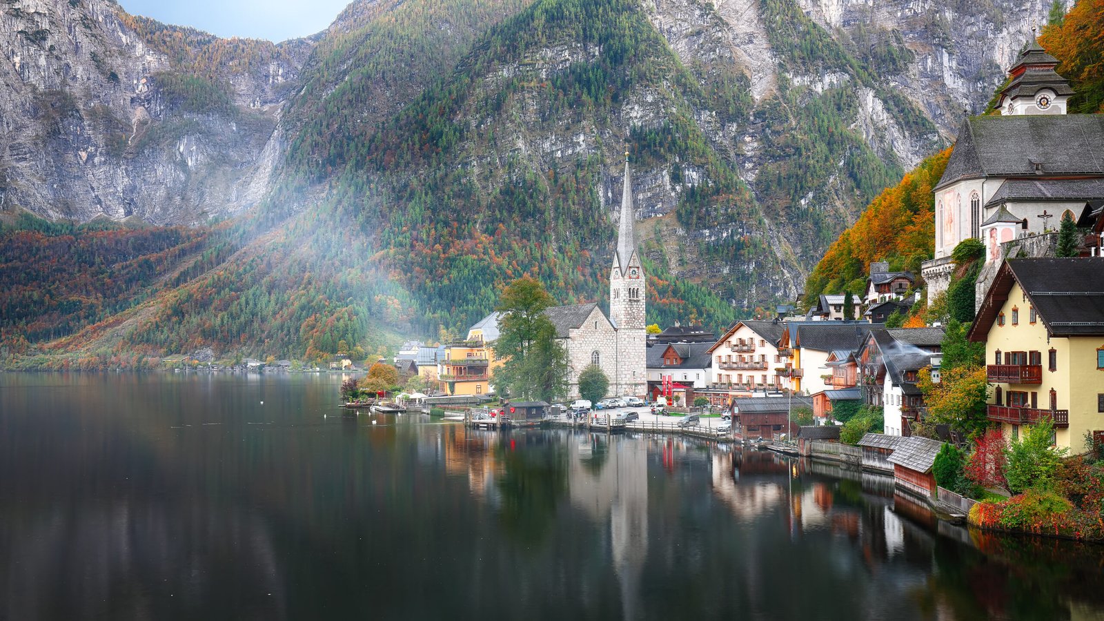 Hidden gems in Europe: Hallstatt mountain village with Hallstatter lake in Austria